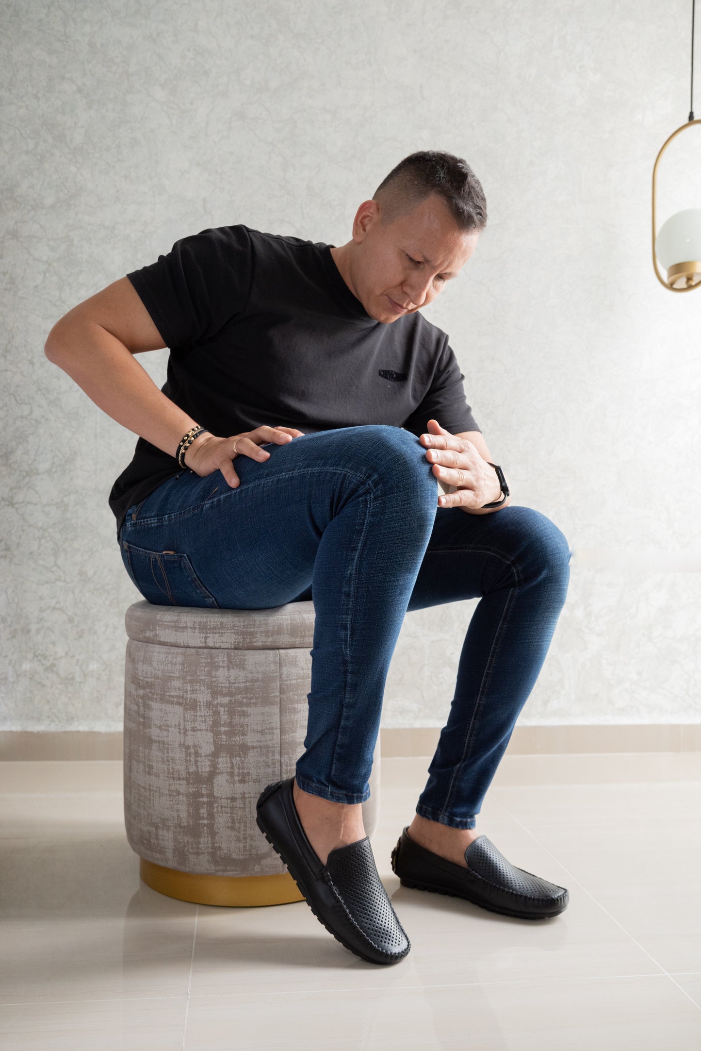 MOCASINES EN CUERO NEGRO PARA HOMBRE | REF AUSTIN