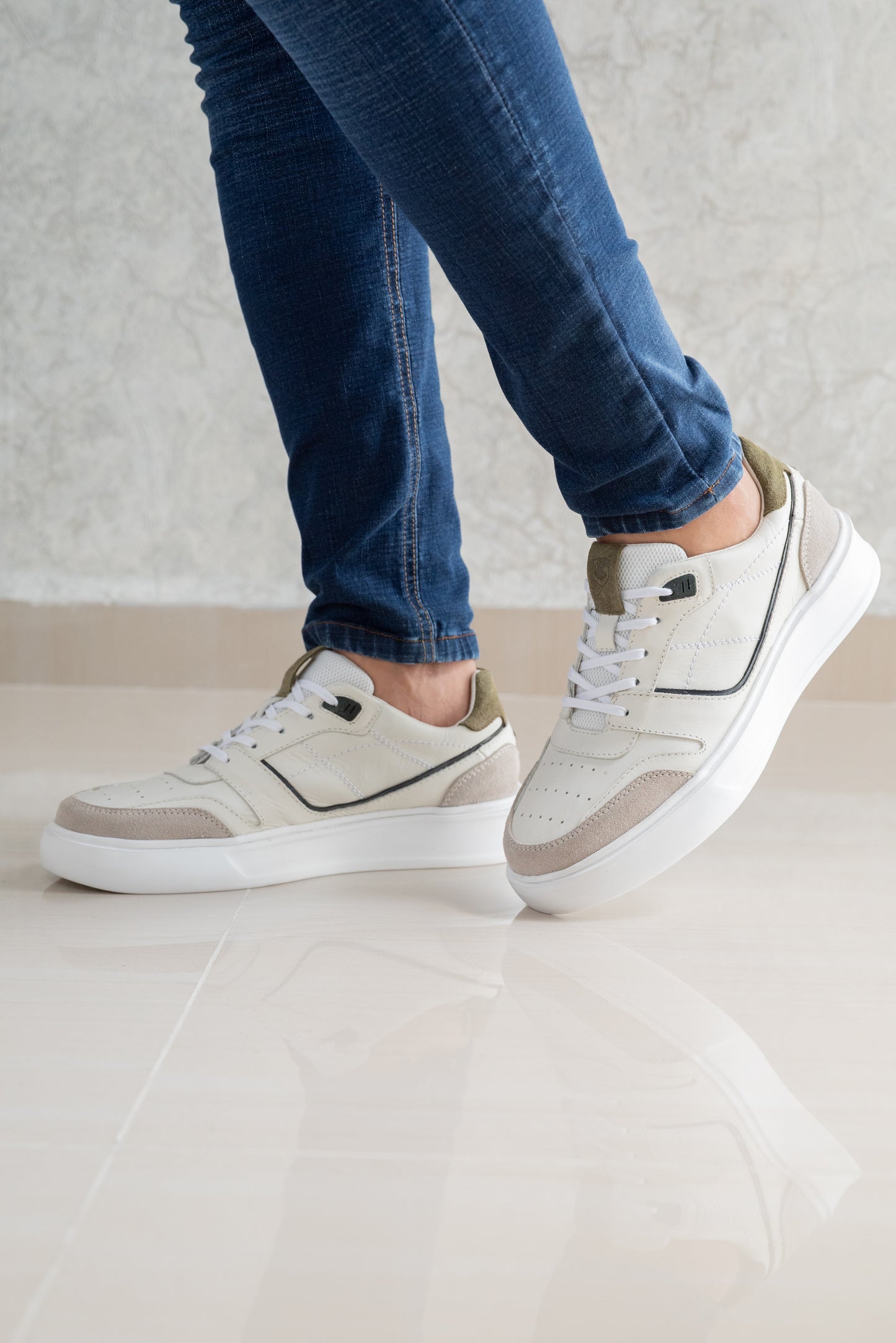 TENIS PARA HOMBRE EN CUERO BLANCO | REF OKLAHOMA
