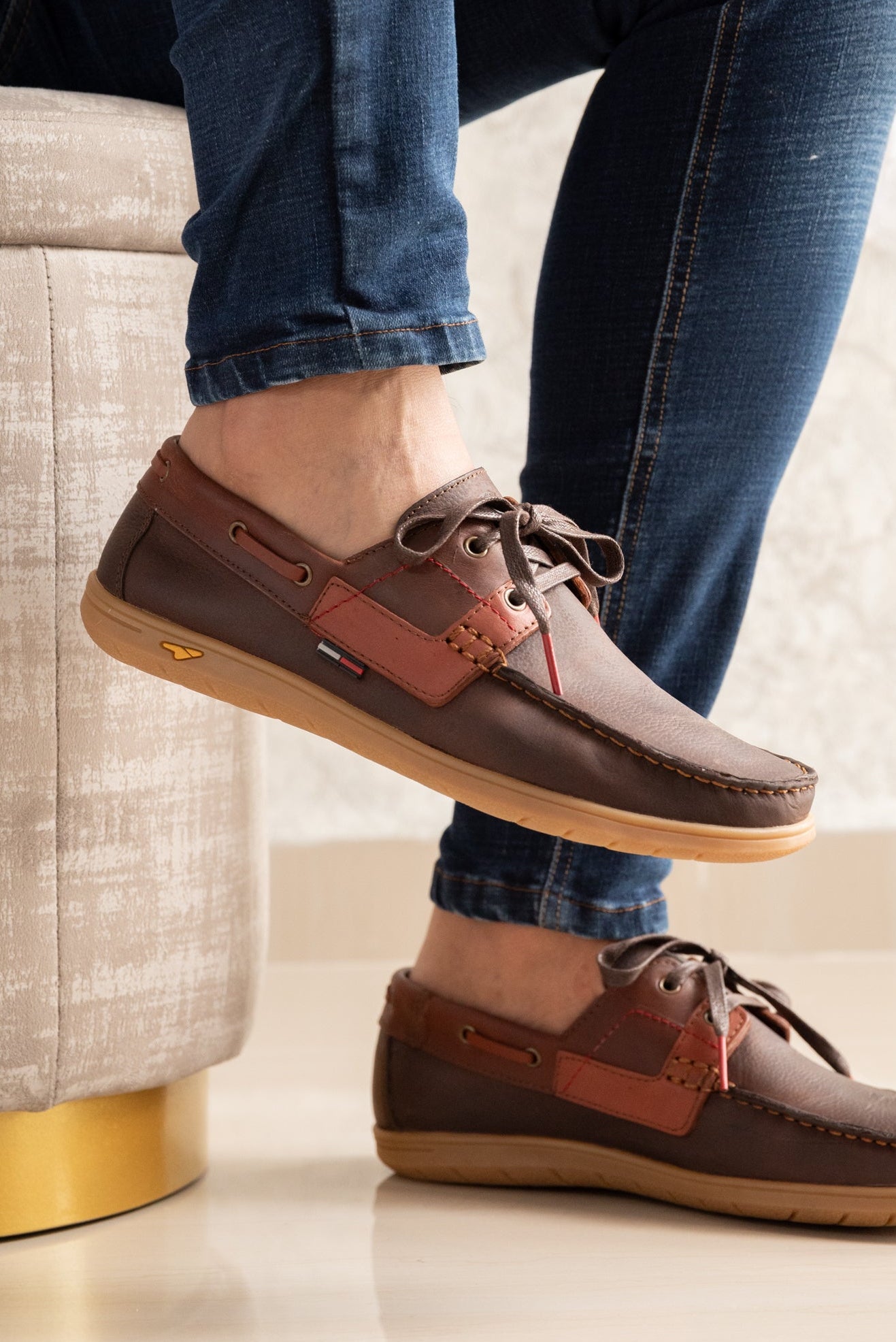 MOCASINES EN CUERO RUSTICO PARA HOMBRE | REF THUN