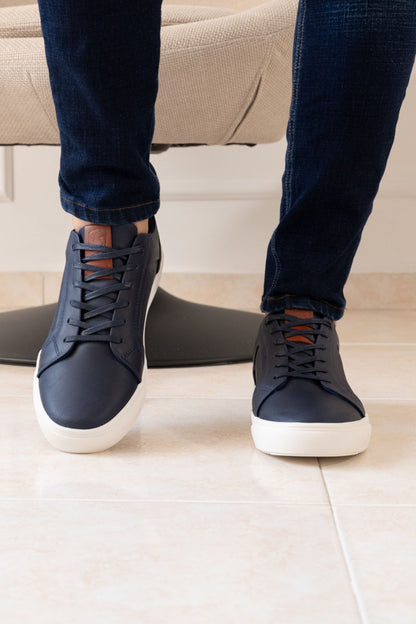 SNEAKERS BYUL EN CUERO CAFE PARA HOMBRE