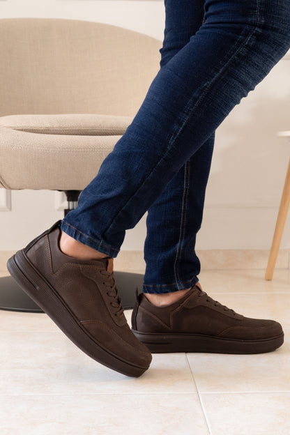 TENIS JUNG EN CUERO CAFÉ PARA HOMBRE