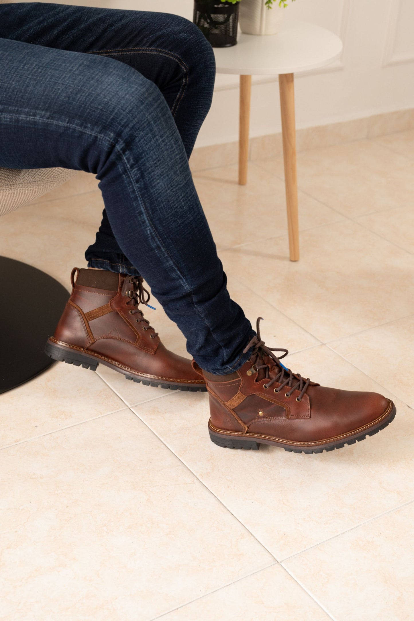 BOTAS LION EN CUERO CAFE PARA HOMBRE
