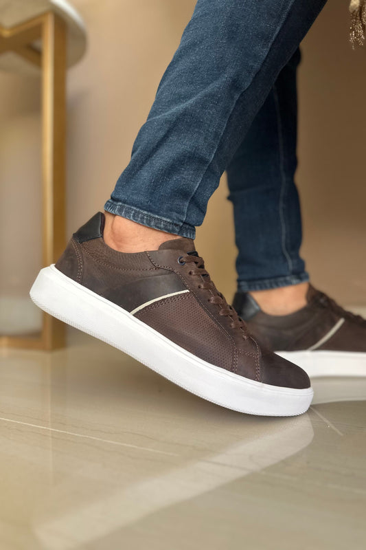 TENIS PARA HOMBRE EN CUERO CAFE X BLANCO REF: SIDNEY 3220