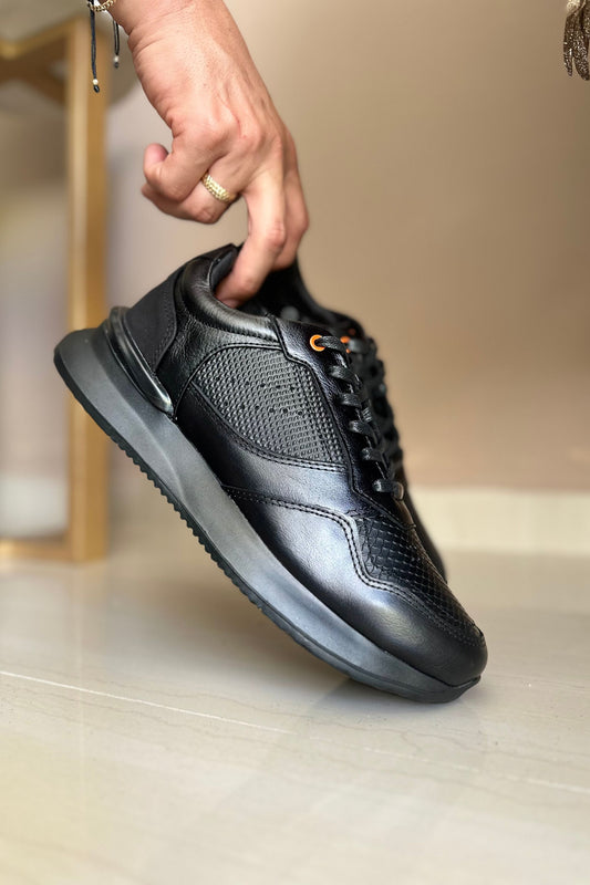 TENIS PARA HOMBRE EN CUERO NEGRO X NARANJA REF: D-12 IBIZA