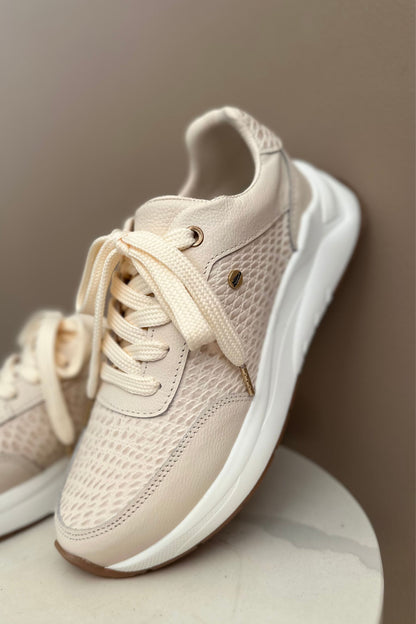 TENIS PARA DAMA EN CUERO CREMA / REF MARGARITA