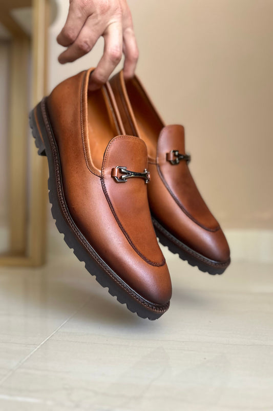 ZAPATO ELEGANTE PARA HOMBRE EN CUERO MIEL REF: ESTAMBUL 2343