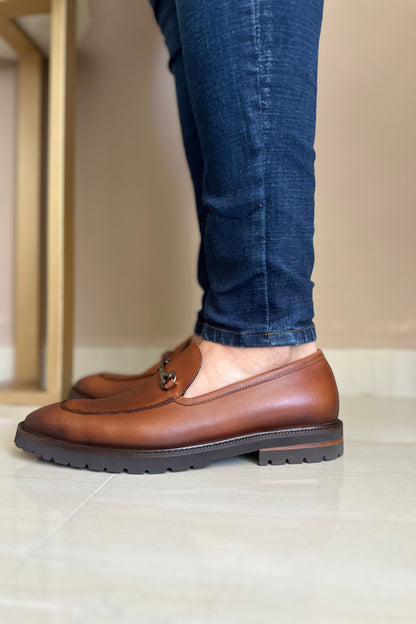 ZAPATO ELEGANTE PARA HOMBRE EN CUERO MIEL REF: ESTAMBUL 2343