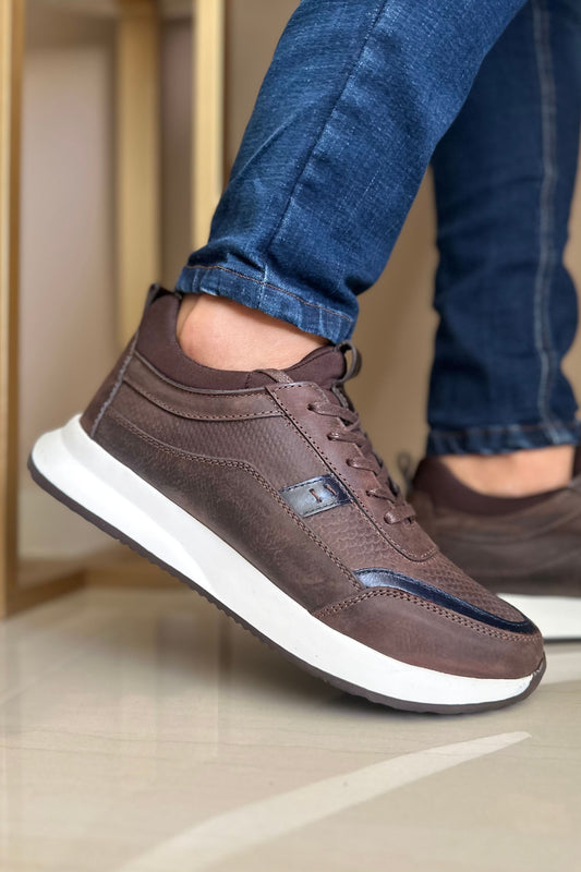 TENIS PARA HOMBRE EN CUERO COLOR MARRON ENCERADO REF: 3217  BERGAMO