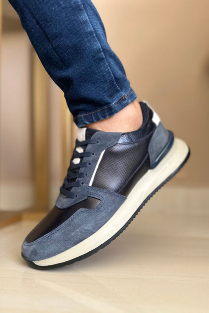 TENIS PARA HOMBRE EN CUERO AZULX GRIS CARNASA / REF BOLONIA 6485