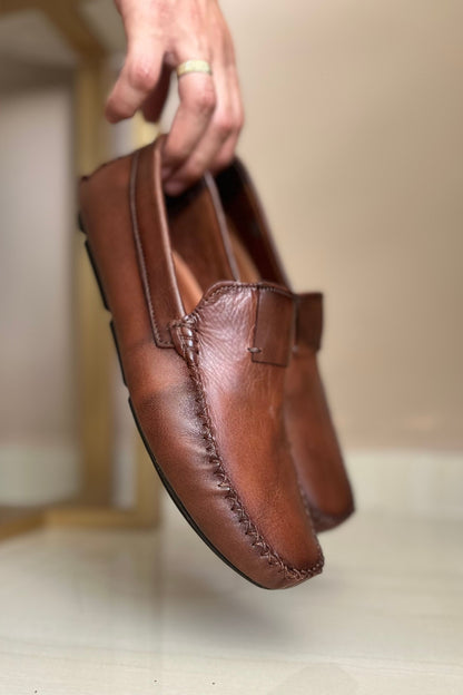 MOCASINES PARA HOMBRE EN CUERO MIEL AEROGRAFIADO / REF LAZIO