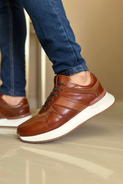 TENIS PARA HOMBRE EN CUERO MIEL SUELA EVA / REF: ASTI