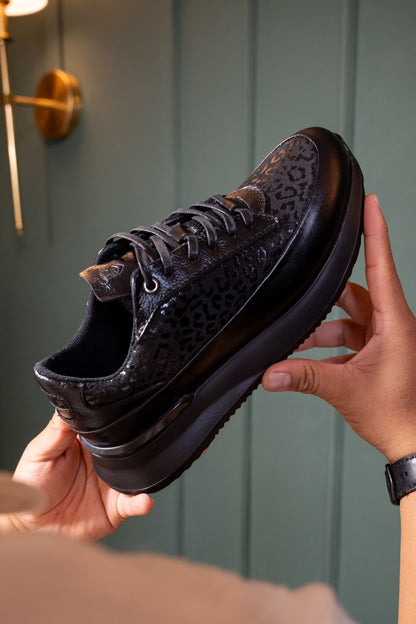 TENIS PARA HOMBRE EN CUERO FOLIA NEGRO / REF: TRAMONTI