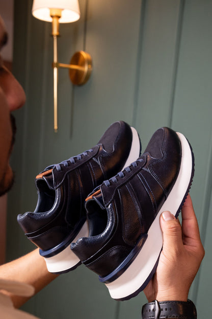 TENIS PARA HOMBRE EN CUERO AZUL SUELA EVA / REF: ASTI