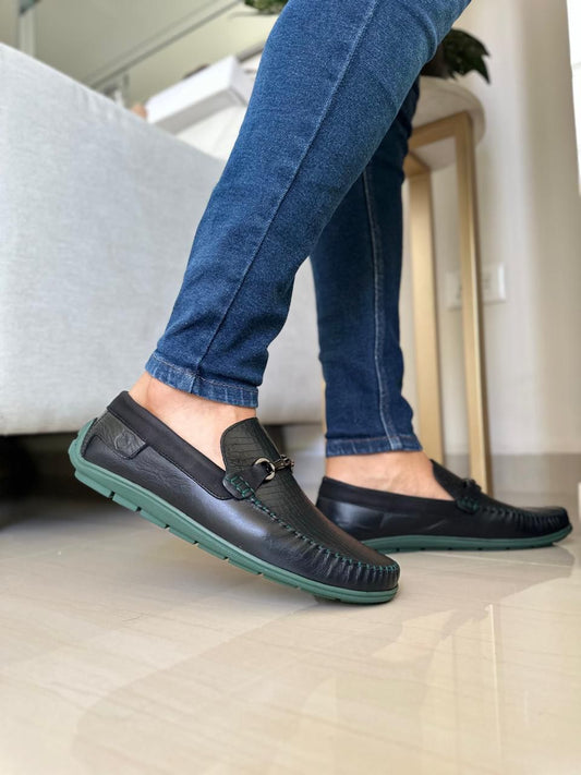 MOCASINES ERICK EN CUERO NEGRO X SUELA VERDE PARA HOMBRE / REF: