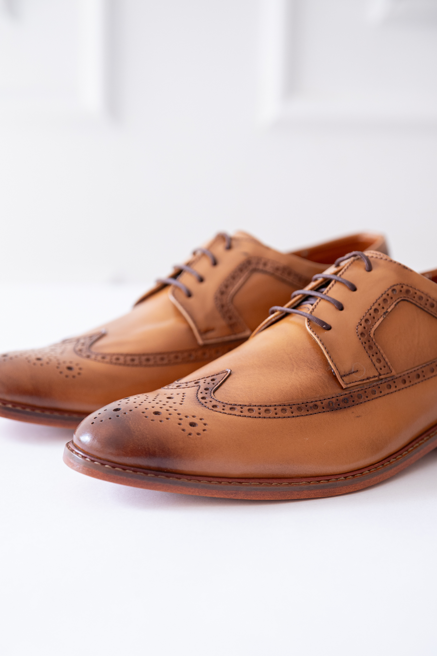 ZAPATO DERBY CRISTIAN DE CUERO MIEL PARA HOMBRE / REF:LUZ CARACAS