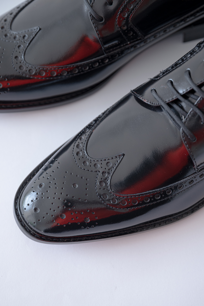 ZAPATO DERBY CRISTIAN DE CUERO NEGRO BRILLANTE PARA HOMBRE / REF:LUZ CARACAS
