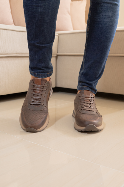 TENIS PARA HOMBRE EN CUERO CAFE REF: ZAGREB 3268