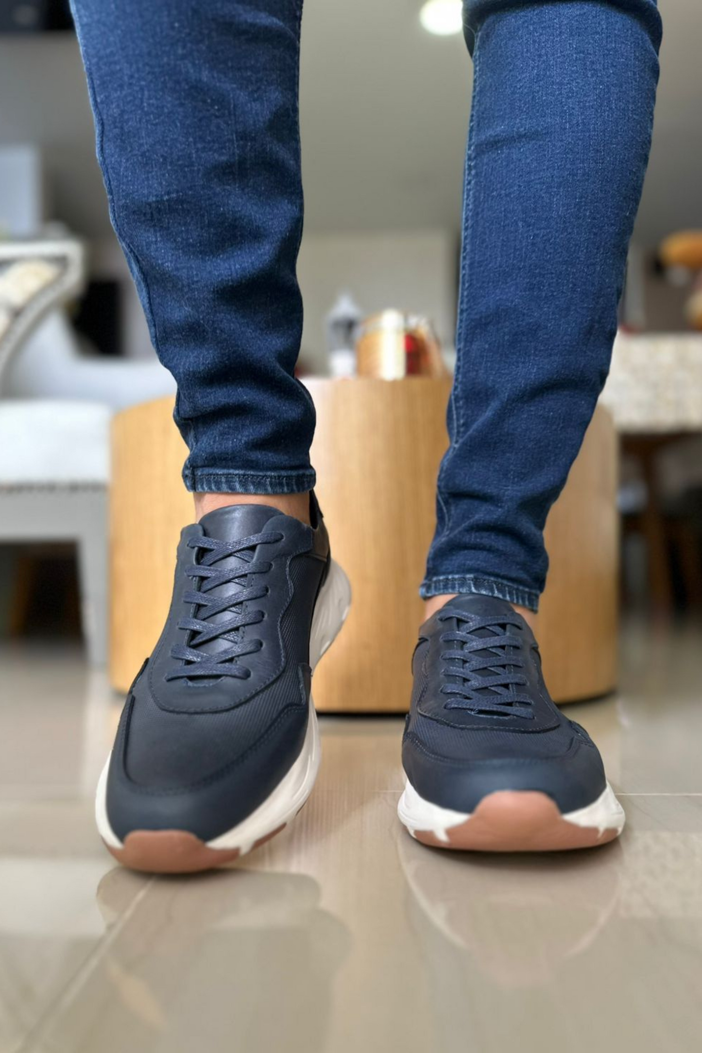 TENIS KENDRICK EN CUERO AZUL PARA HOMBRE / CNCRD