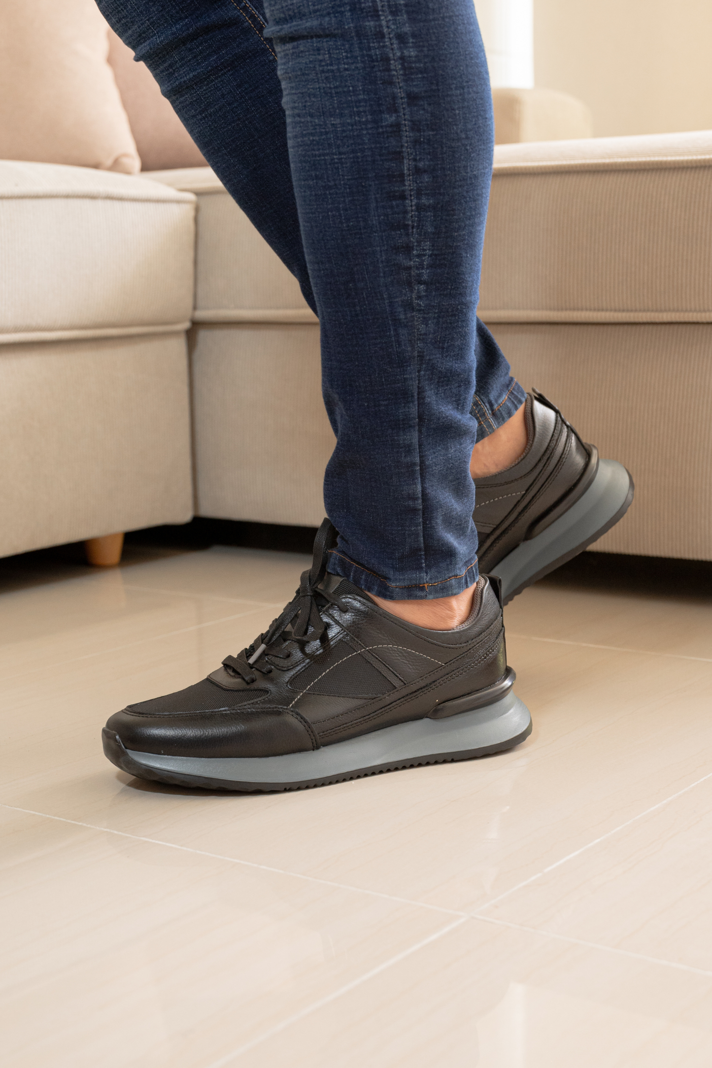 TENIS PARA HOMBRE EN CUERO COLOR NEGRO X MALLA | REF: PALERMO 6414