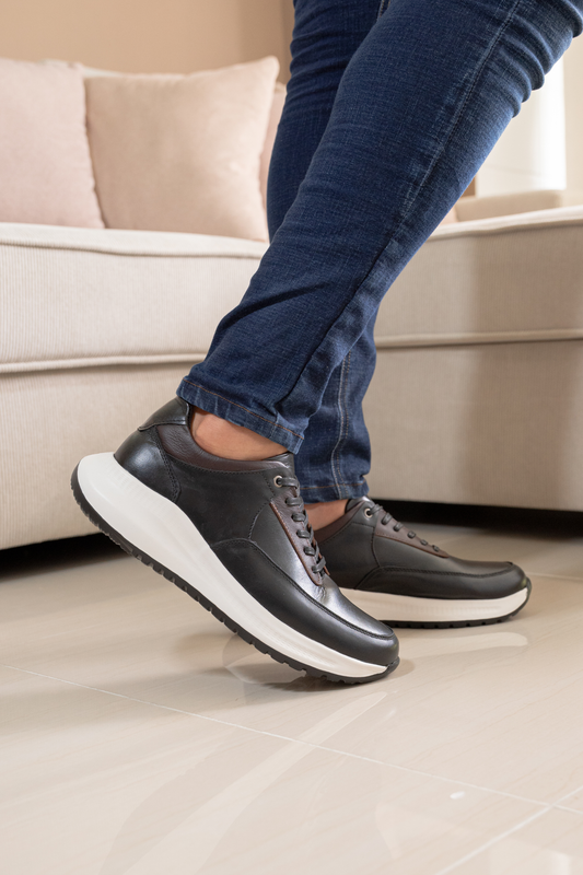 TENIS PARA HOMBRE EN CUERO NEGRO REF: DAKOTA 90-0