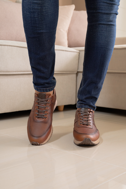 TENIS PARA HOMBRE EN CUERO MIEL REF: PONCE b-92