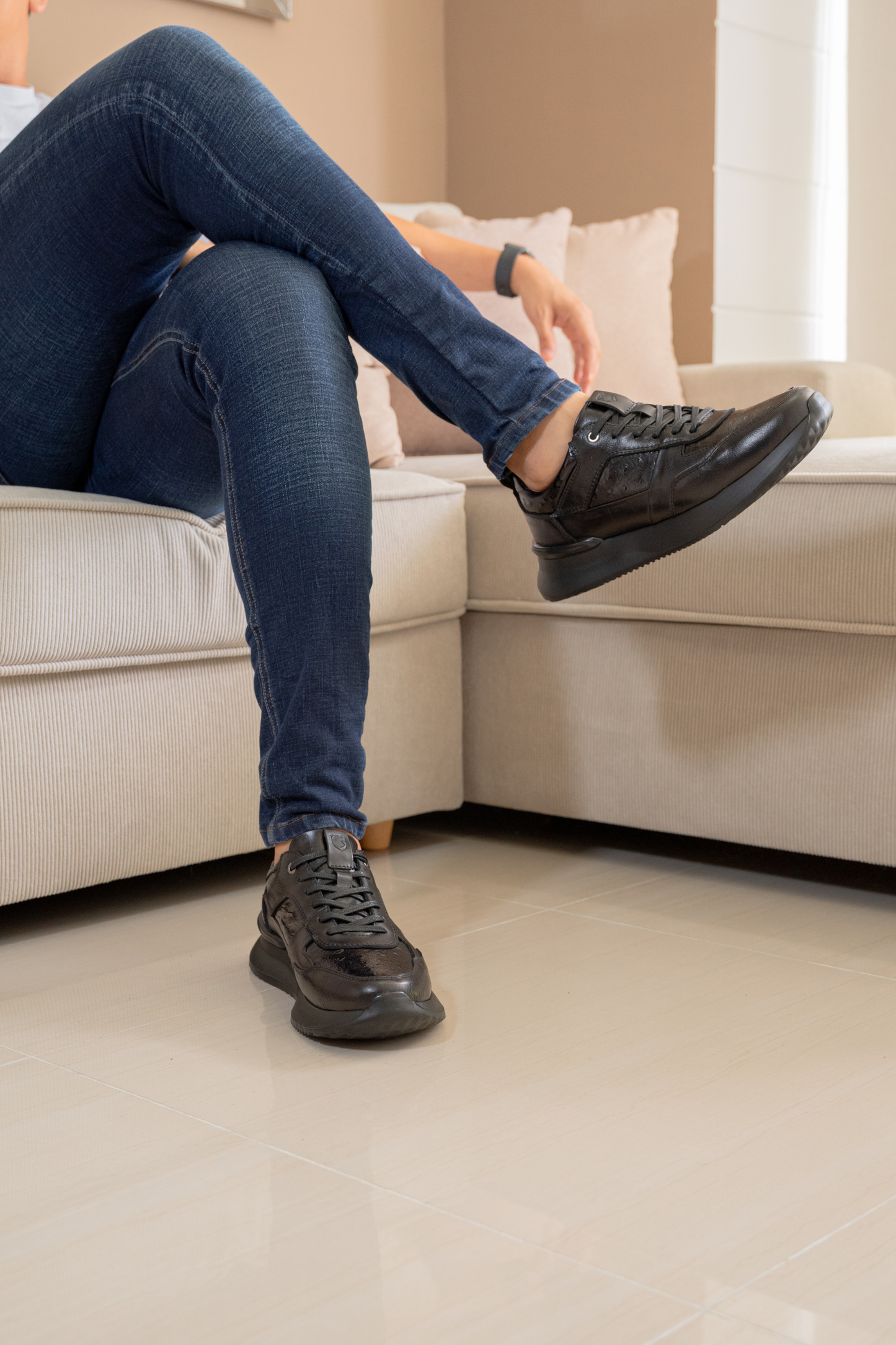 TENIS PARA HOMBRE EN CUERO NEGRO REF: PORTOBELLO