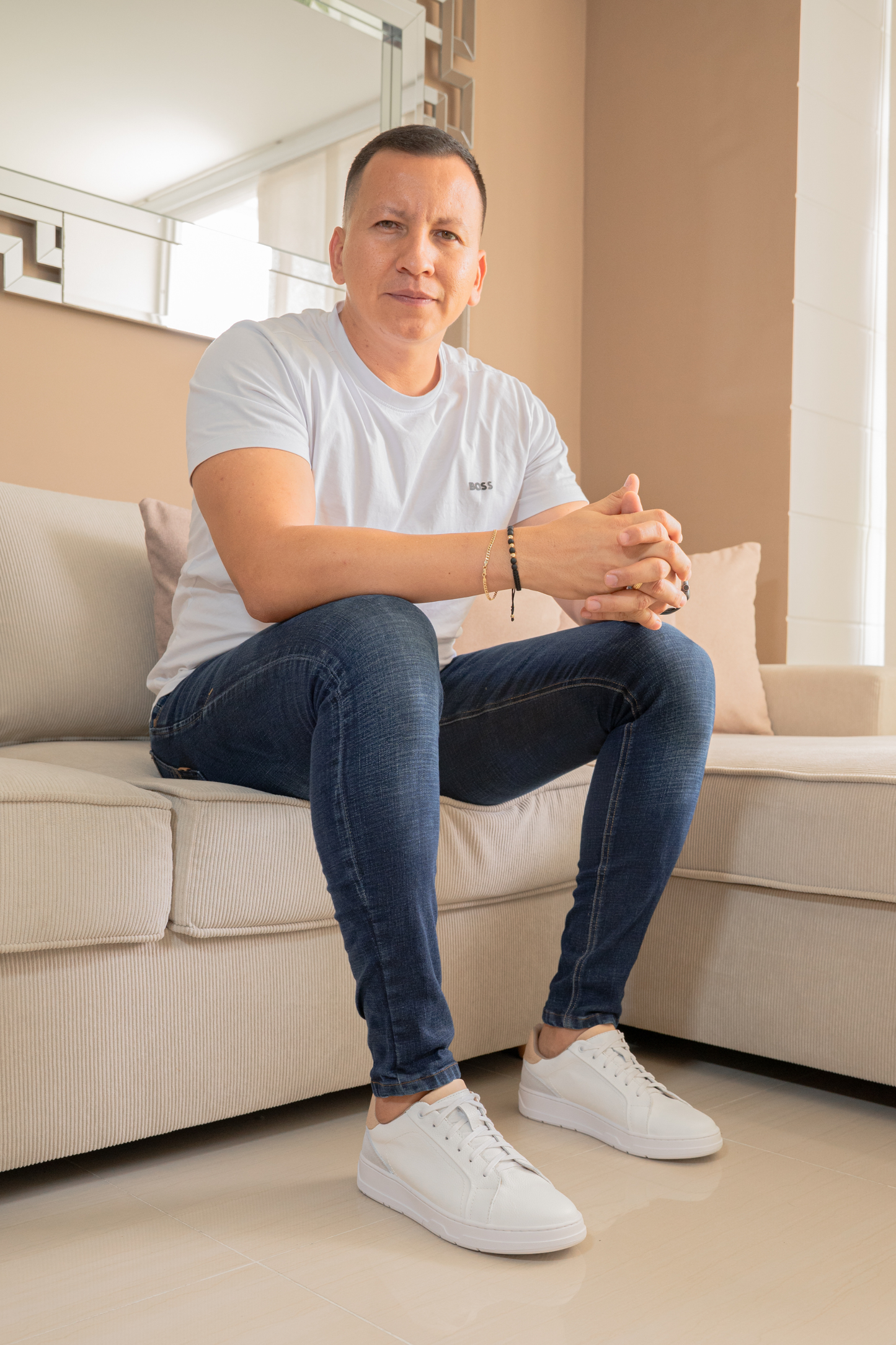 TENIS PARA HOMBRE EN CUERO BLANCO REF: EZEIZA UNION