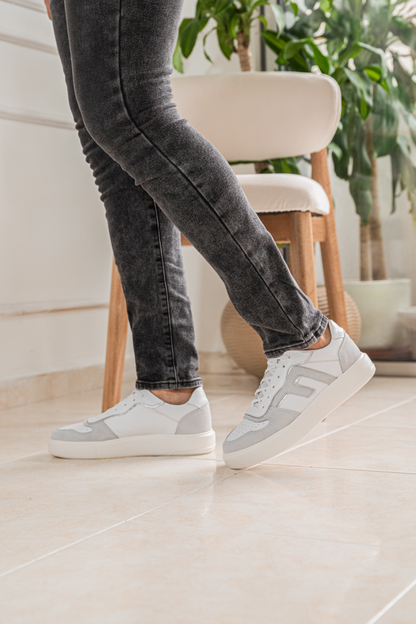 TENIS EN CUERO PARA HOMBRE COLOR BLANCO X GRIS REF: 616 PARMA