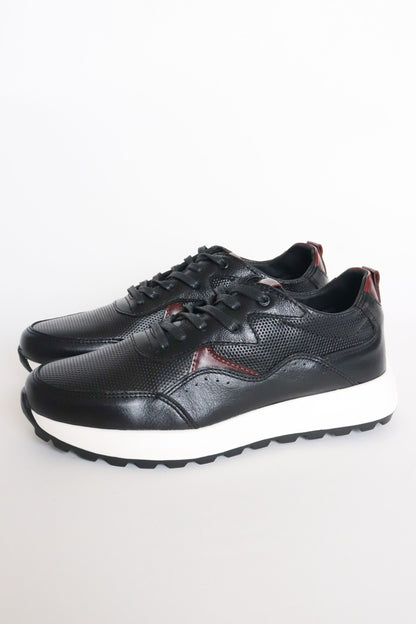 TENIS STONES EN CUERO NEGRO PARA HOMBRE / REF: SPN CR-7