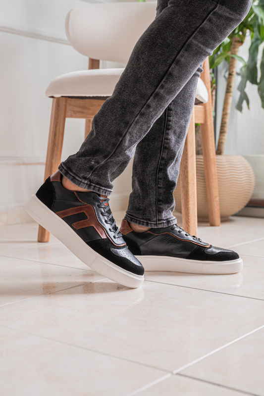TENIS EN CUERO PARA HOMBRE COLOR NEGRO X MIEL REF: 616 PARMA