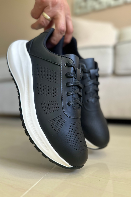 TENIS PARA HOMBRE EN CUERO NEGRO REF: BENFICA