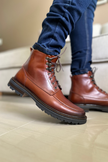 BOTAS PARA HOMBRE EN CUERO COÑAC REF: LIVERPOOL
