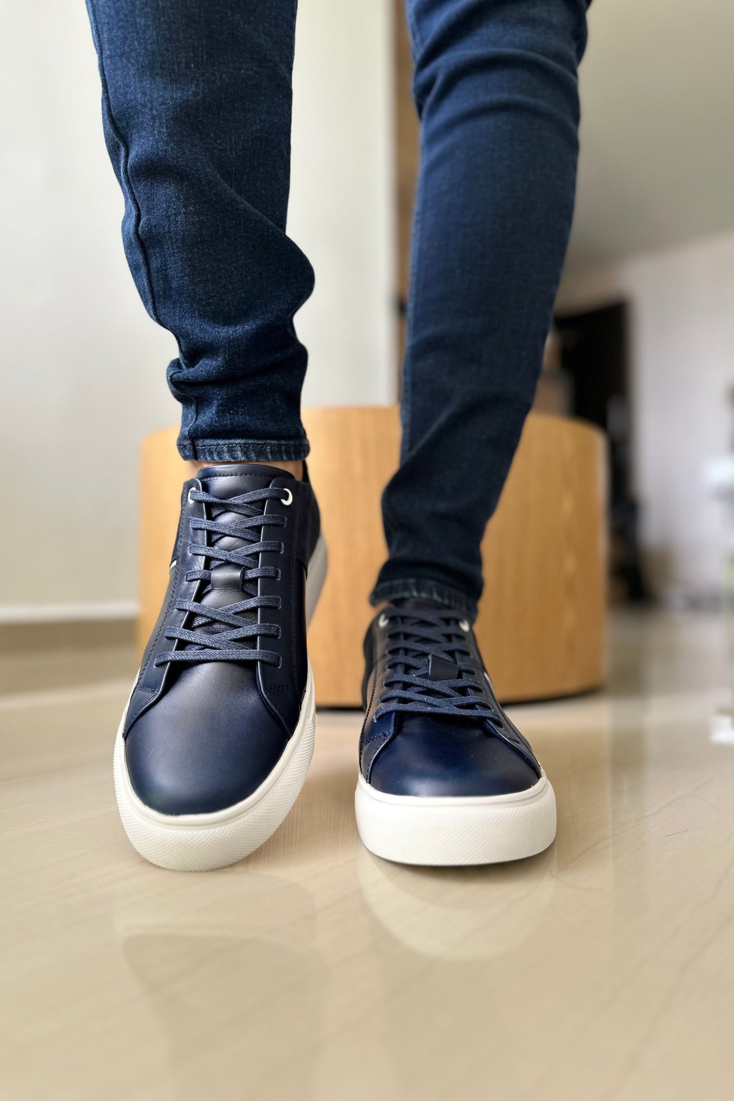 TENIS BENITO EN CUERO AZUL PARA HOMBRE / CONC 436