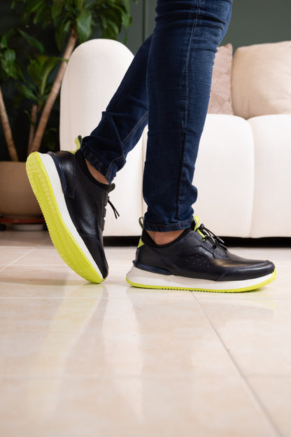 TENIS PARA HOMBRE EN CUERO AZUL X SUELA BLANCA VERDE / REF: VIGO D 19