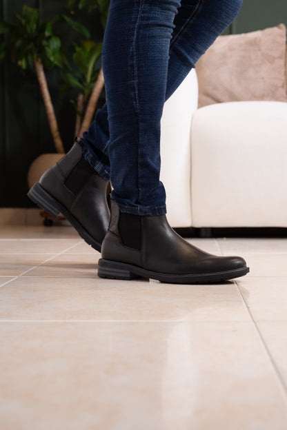 BOTAS CHELSEA PARA HOMBRE EN CUERO NEGRO | REF: STAMFORD 1900