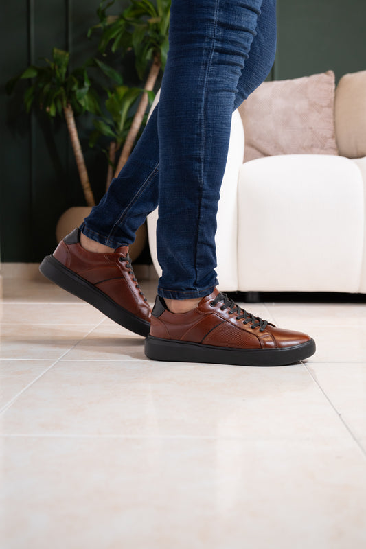 TENIS PARA HOMBRE EN CUERO COÑAC REF: SIDNEY 3220