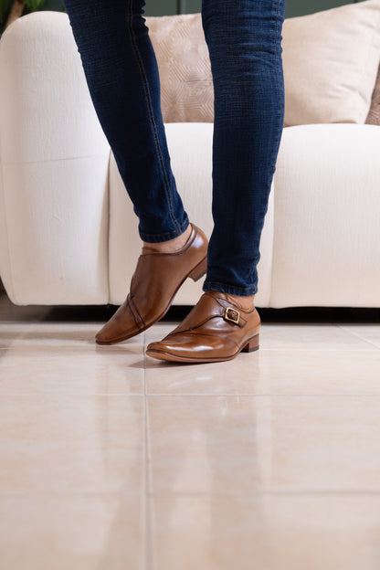 ZAPATO ELEGANTE EN CUERO MIEL PARA HOMBRE REF: EMPOLEON 6070