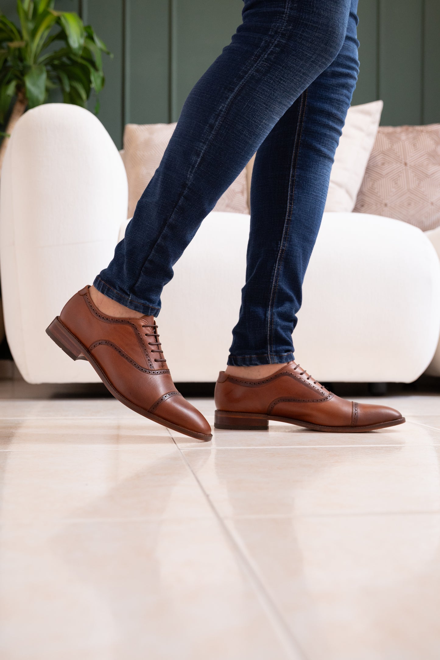 ZAPATO ELEGANTE EN CUERO CAFE  PARA HOMBRE / REF: 403