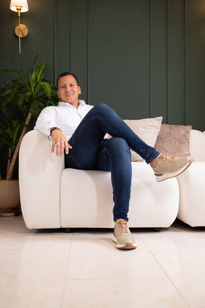 TENIS PARA HOMBRE EN CUERO BEIS X MIEL NEON REF: D 12 IBIZA