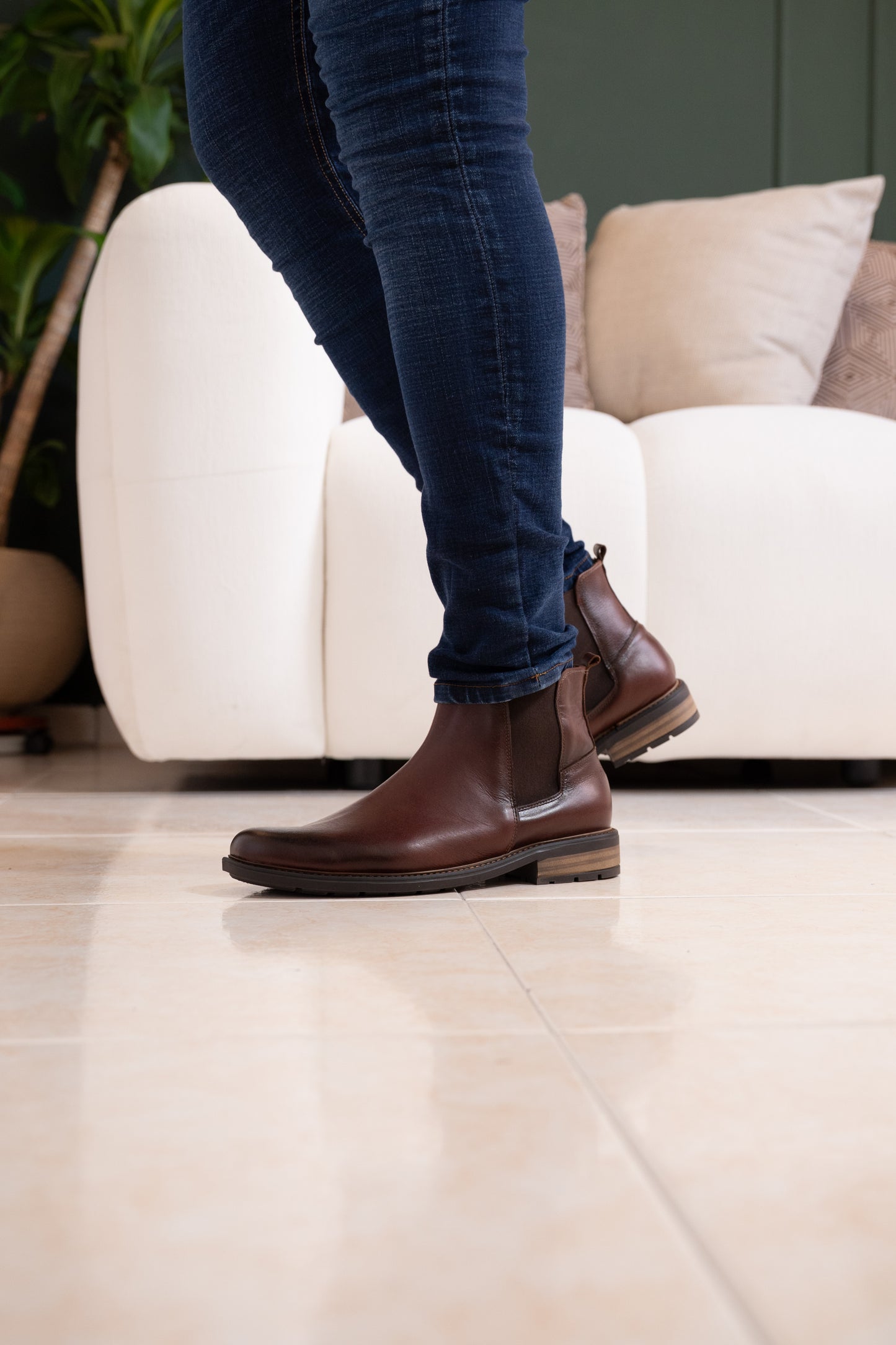 BOTAS CHELSEA PARA HOMBRE EN CUERO CAFE | REF: STAMFORD 1900