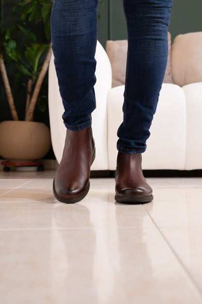 BOTAS CHELSEA PARA HOMBRE EN CUERO CAFE | REF: STAMFORD 1900