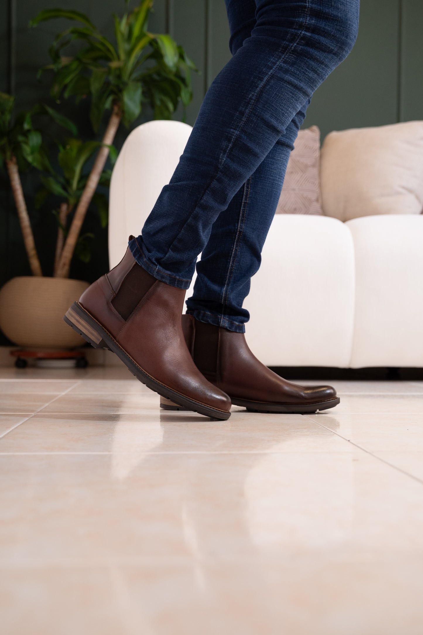 BOTAS CHELSEA PARA HOMBRE EN CUERO CAFE | REF: STAMFORD 1900