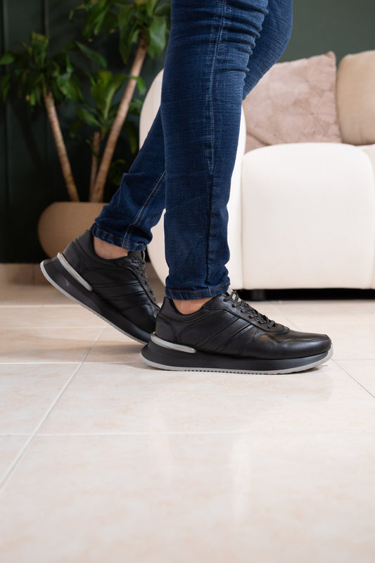 TENIS PARA HOMBRE EN CUERO NEGRO SUELA EVA / REF: ASTI