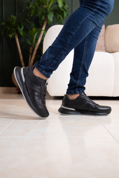 TENIS PARA HOMBRE EN CUERO NEGRO SUELA EVA / REF: ASTI