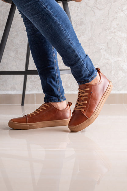 TENIS PARA HOMBRE EN CUERO COLOR MIEL | REF: BARI S-85