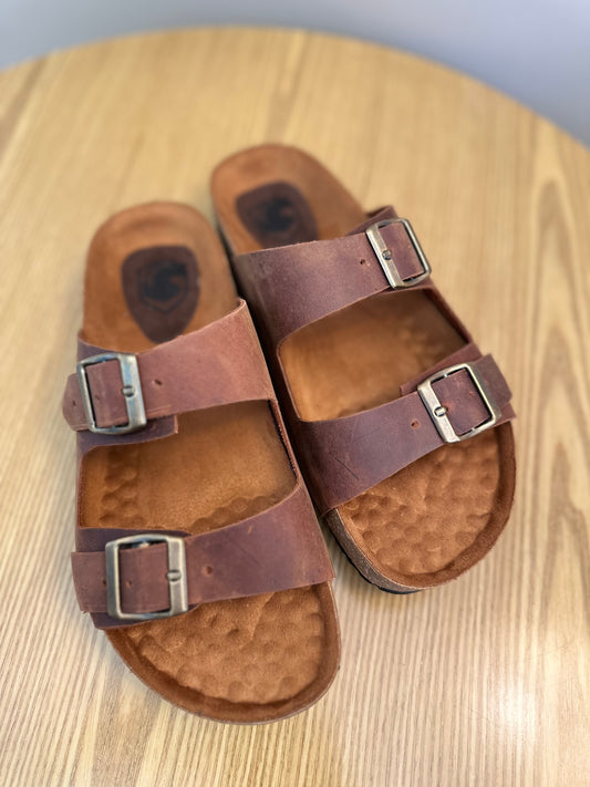 SANDALIAS PARA HOMBRE EN CUERO RUSTICO CATALUÑA REF: 55 FARID