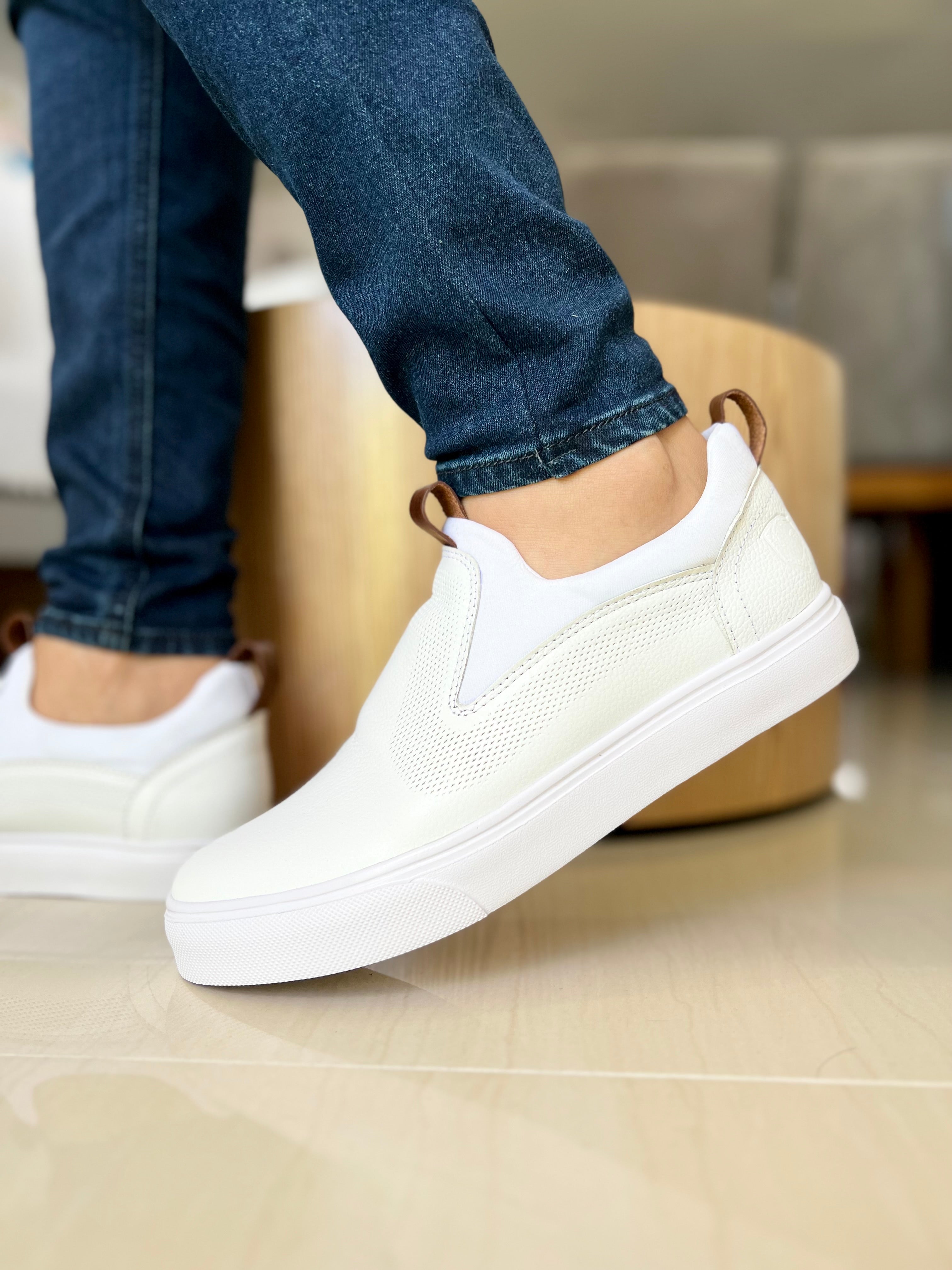 Tenis blancos para hombre 2019 new arrivals