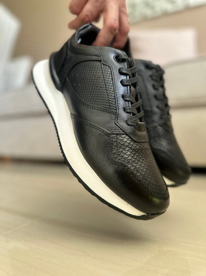 TENIS PARA HOMBRE EN CUERO NEGRO X SUELA BLANCA REF: D 12 IBIZA