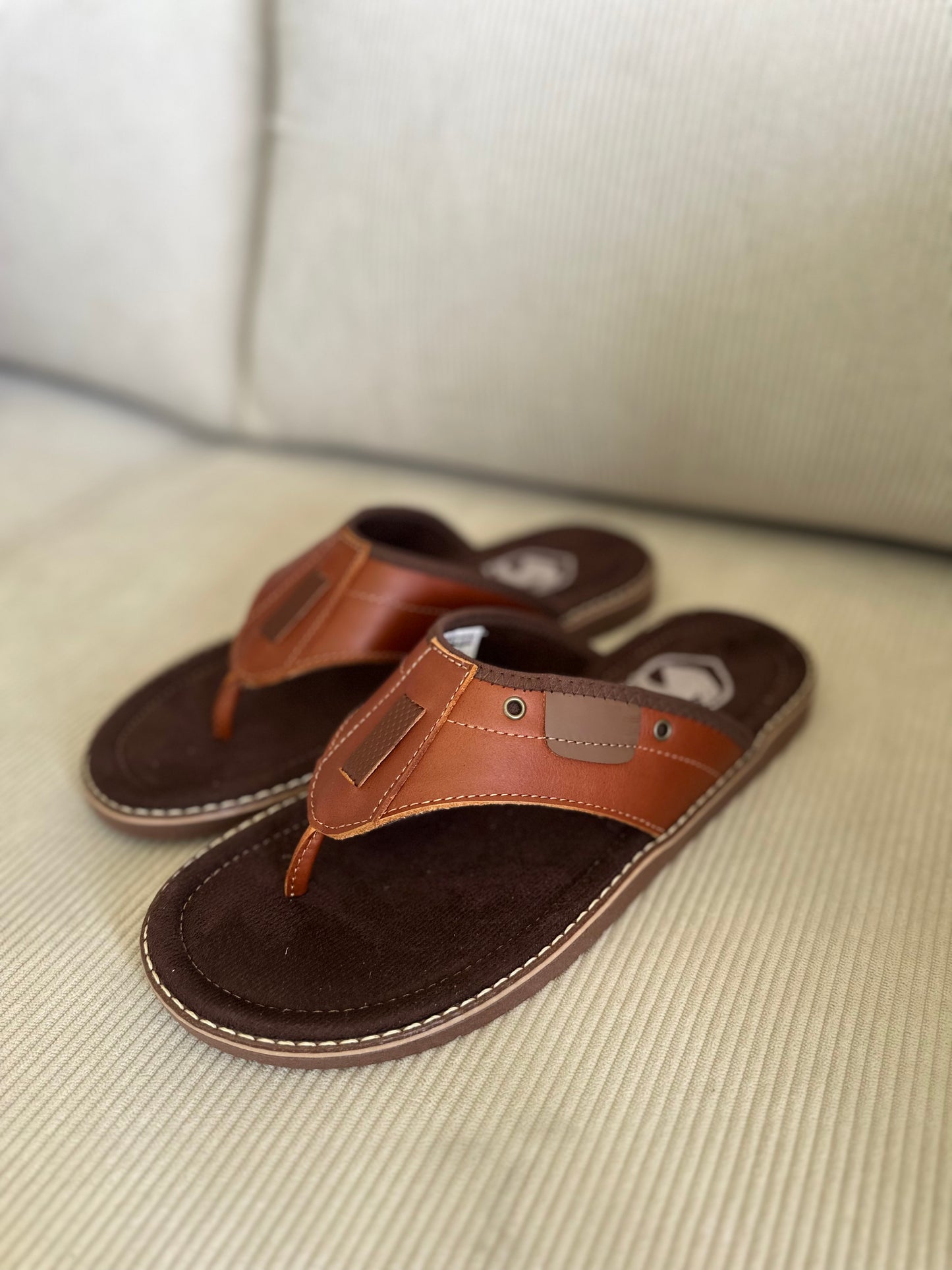 SANDALIA 3 PUNTADAS PARA HOMBRE EN CUERO MIEL C CAFE  | REF:  MILAN