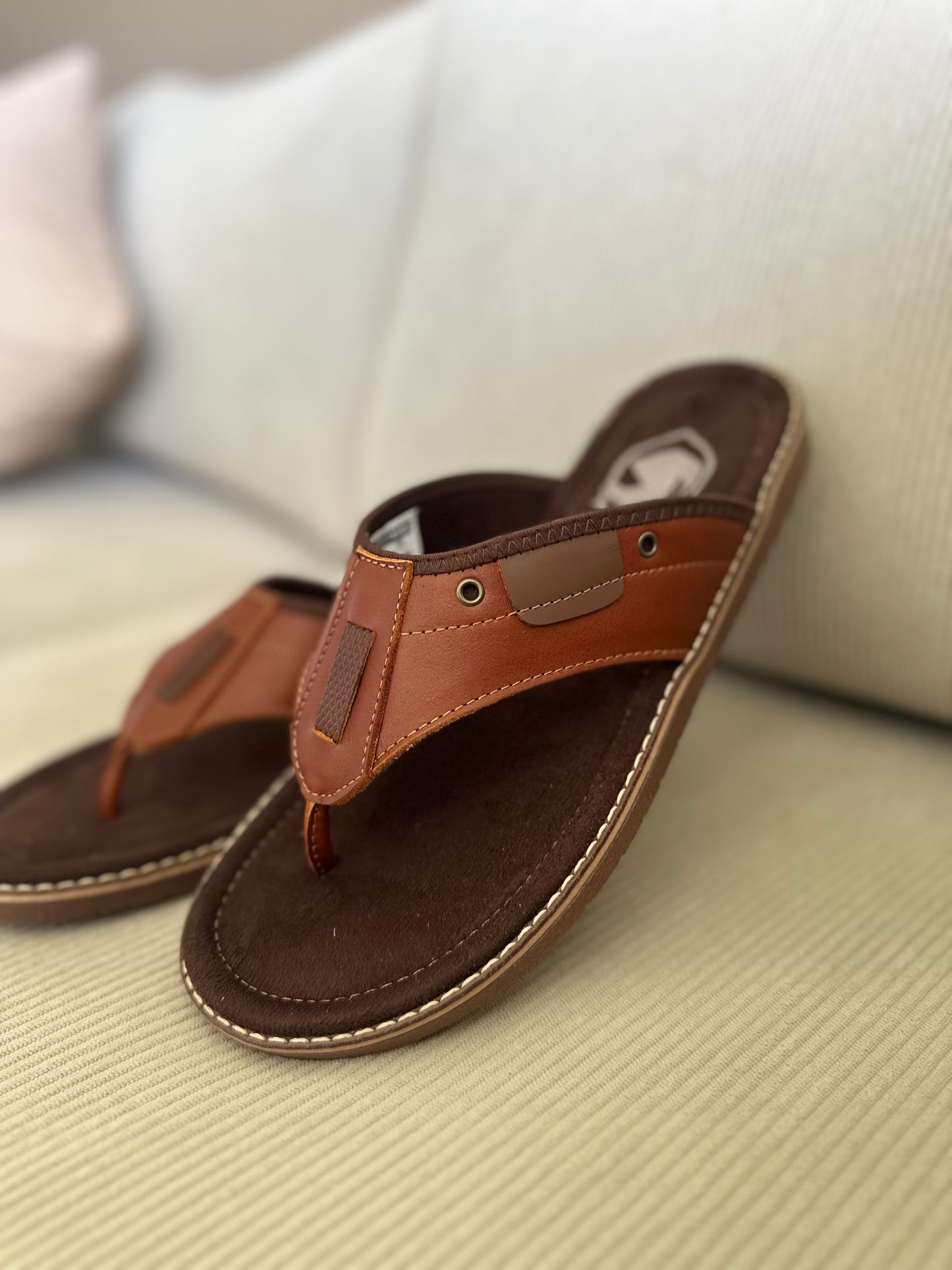 SANDALIA 3 PUNTADAS PARA HOMBRE EN CUERO MIEL C CAFE  | REF:  MILAN